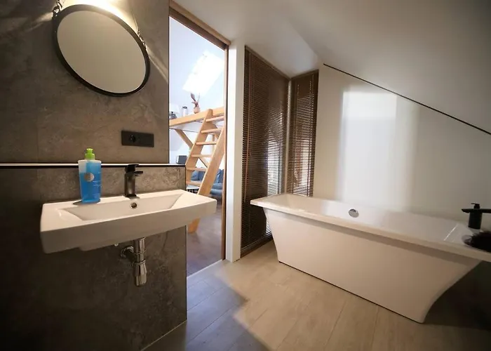 Dzīvoklis Amazing Old Town With Balcony